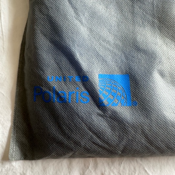 United Airlines POLARIS Pajamas Set Size S/M BRAND NEW Business First Class - Picture 3 of 7